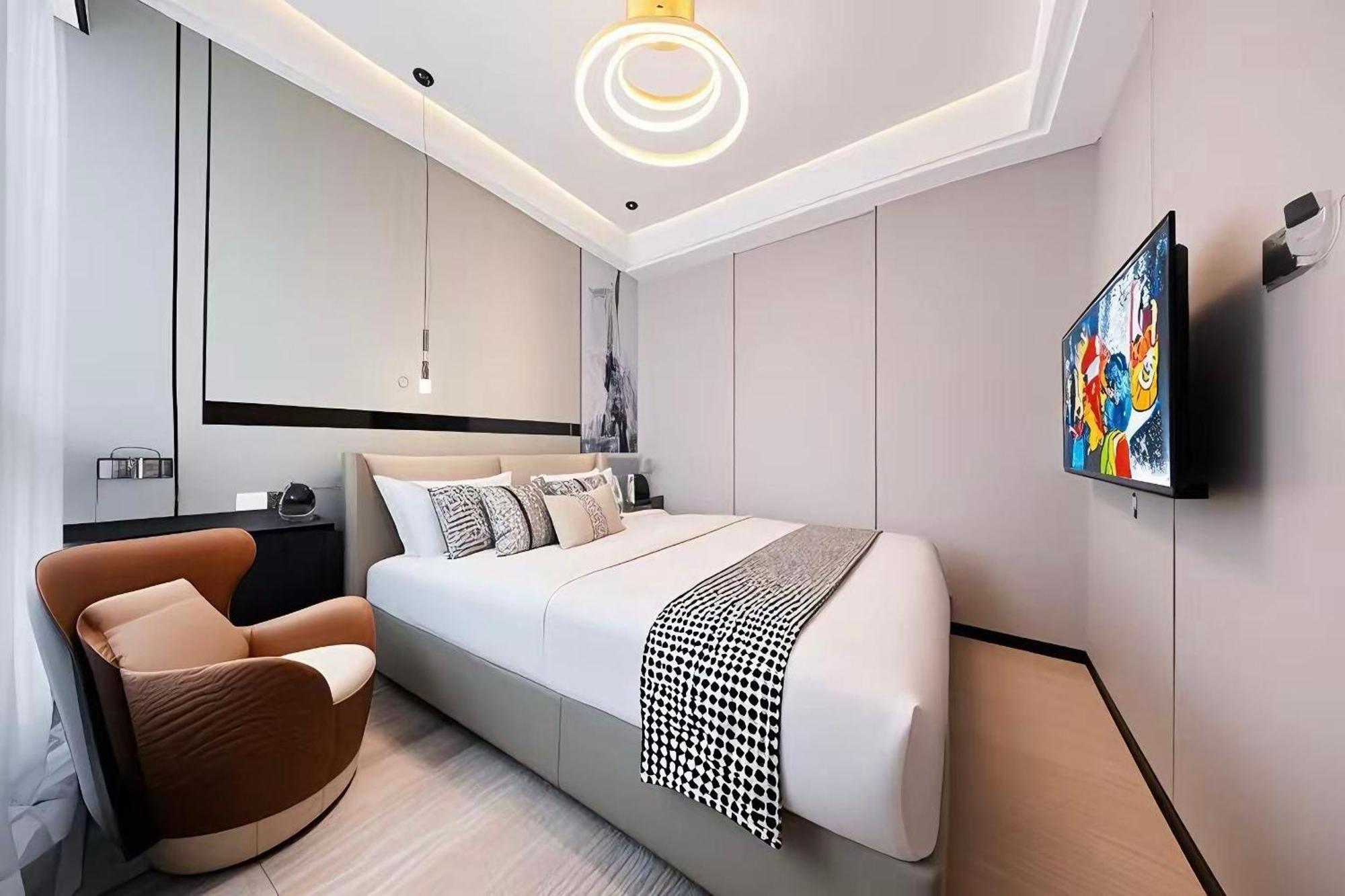 Yun Jin City View Hotel - Guangzhou Taikoo Hui Zhujiang New Town Tianhe Sports Center Bagian luar foto