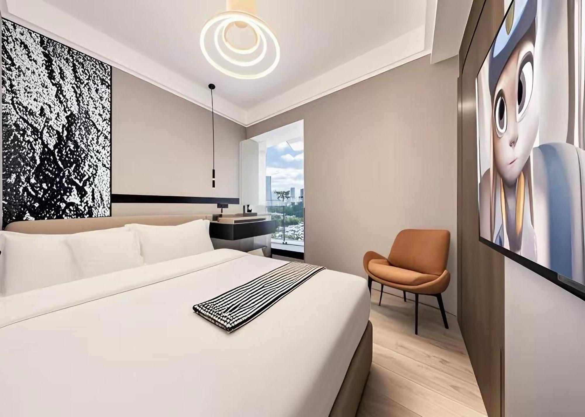 Yun Jin City View Hotel - Guangzhou Taikoo Hui Zhujiang New Town Tianhe Sports Center Bagian luar foto